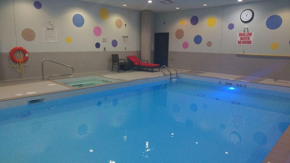 Hotel Novotel Toronto Centre 3*