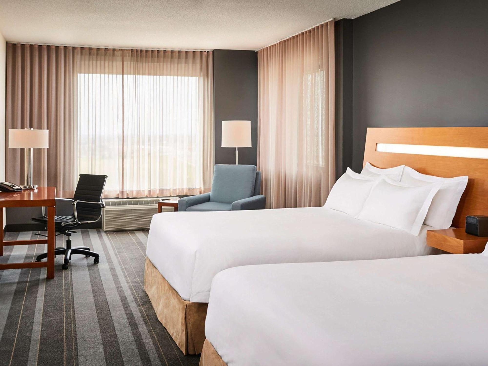 Novotel Toronto Centre Vaughan