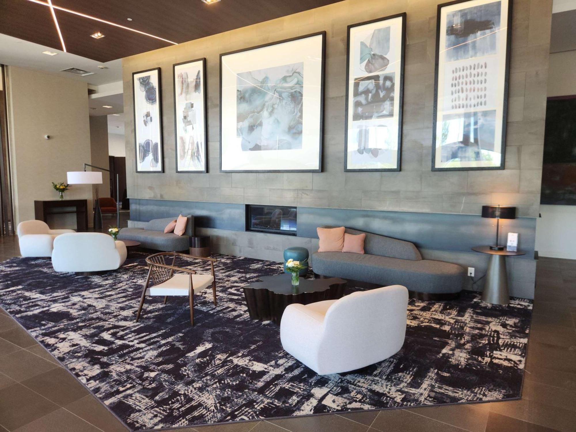 Hotel Novotel Toronto Centre 3*