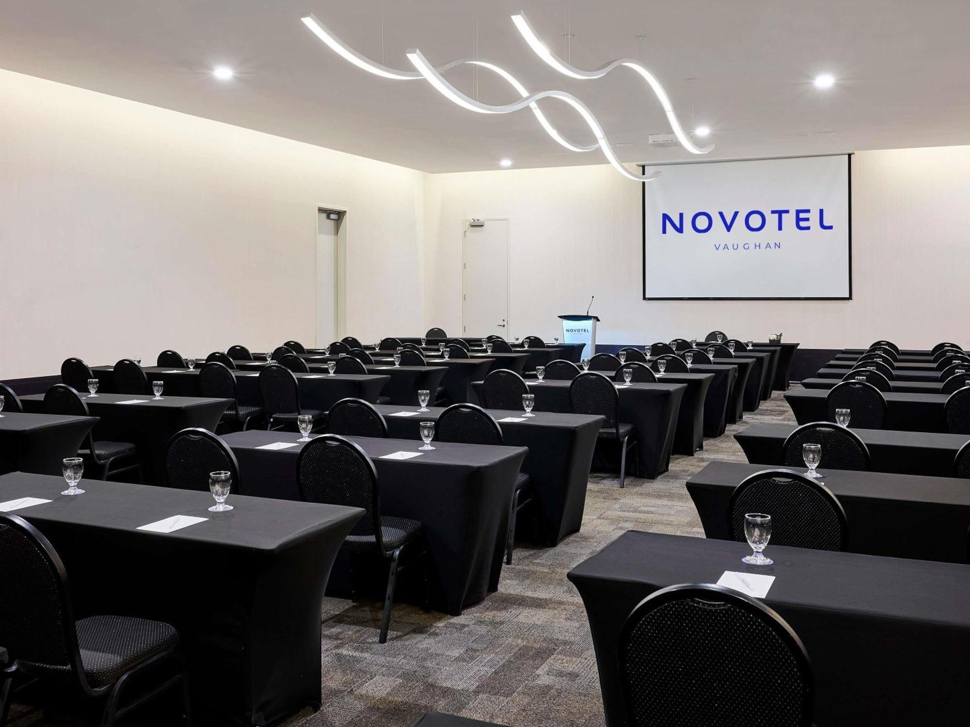 Novotel Toronto Centre Vaughan