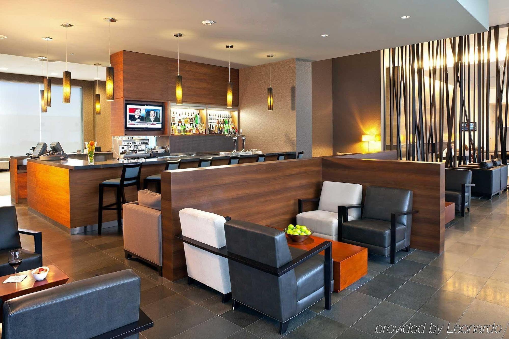 Novotel Toronto Centre Hotel